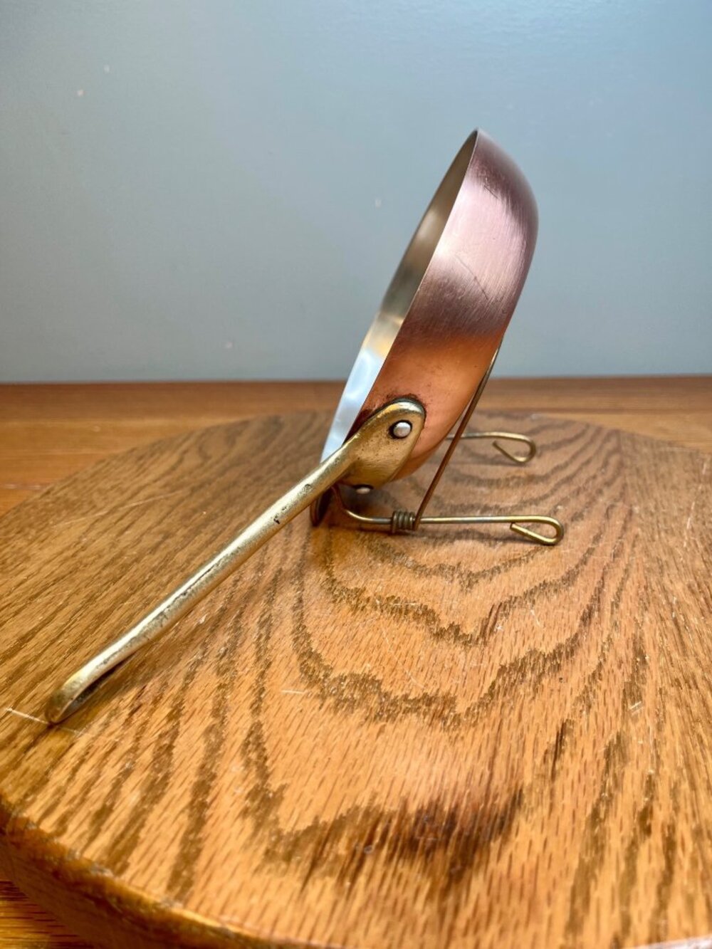 Vintage Copper Frying Pan (9.5" diameter) With Brass Handle - Picture 13 of 14